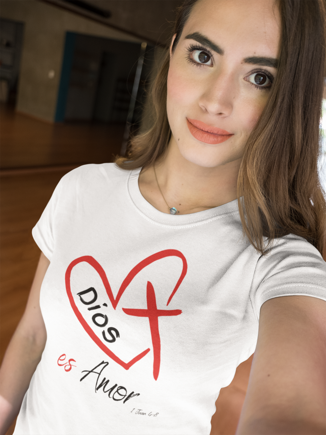Dios es Amor - Camisa Unisex